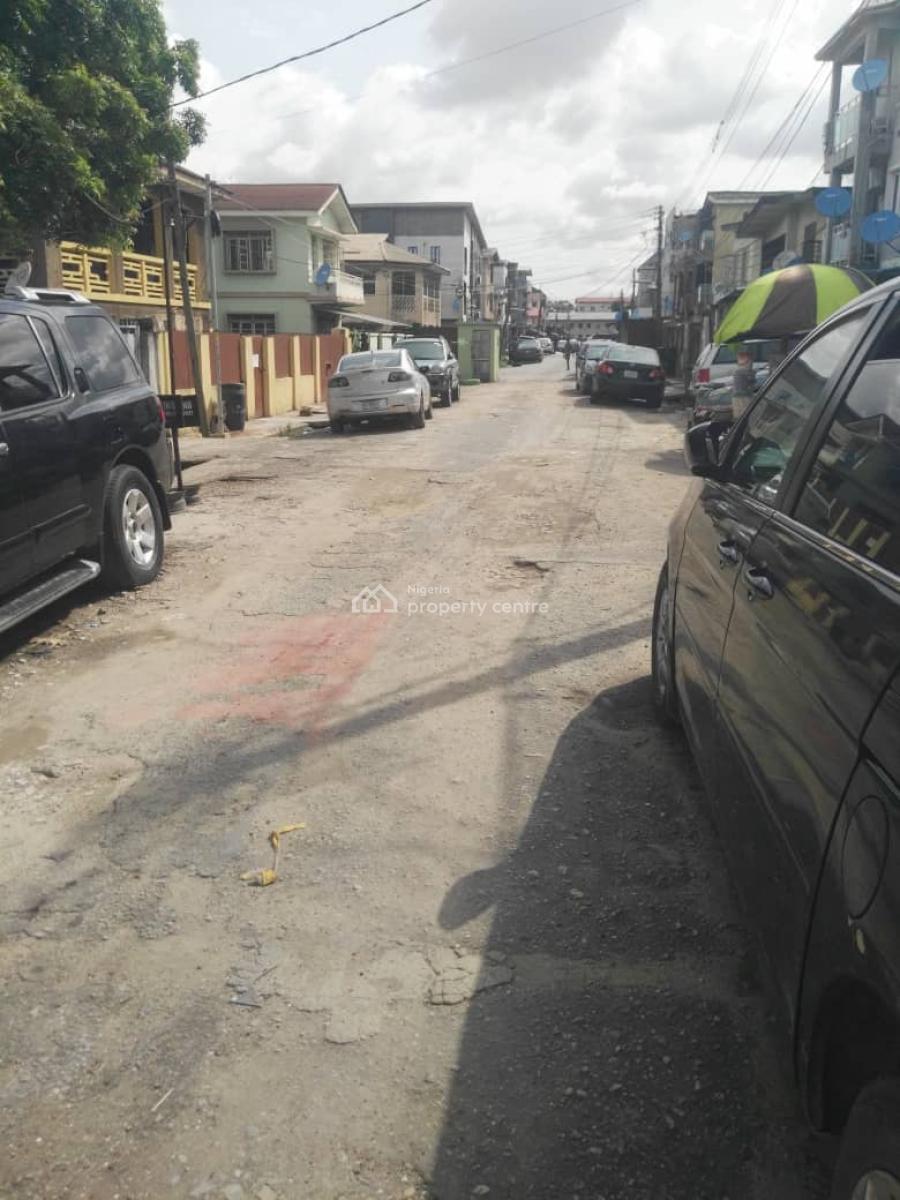 4 Units of 2bedroomflat on a Plot of Land, Araromi Streets,  Onitiri Yaba Off Unilag Road Abule Oja, Abule Oja, Yaba, Lagos, Block of Flats for Sale