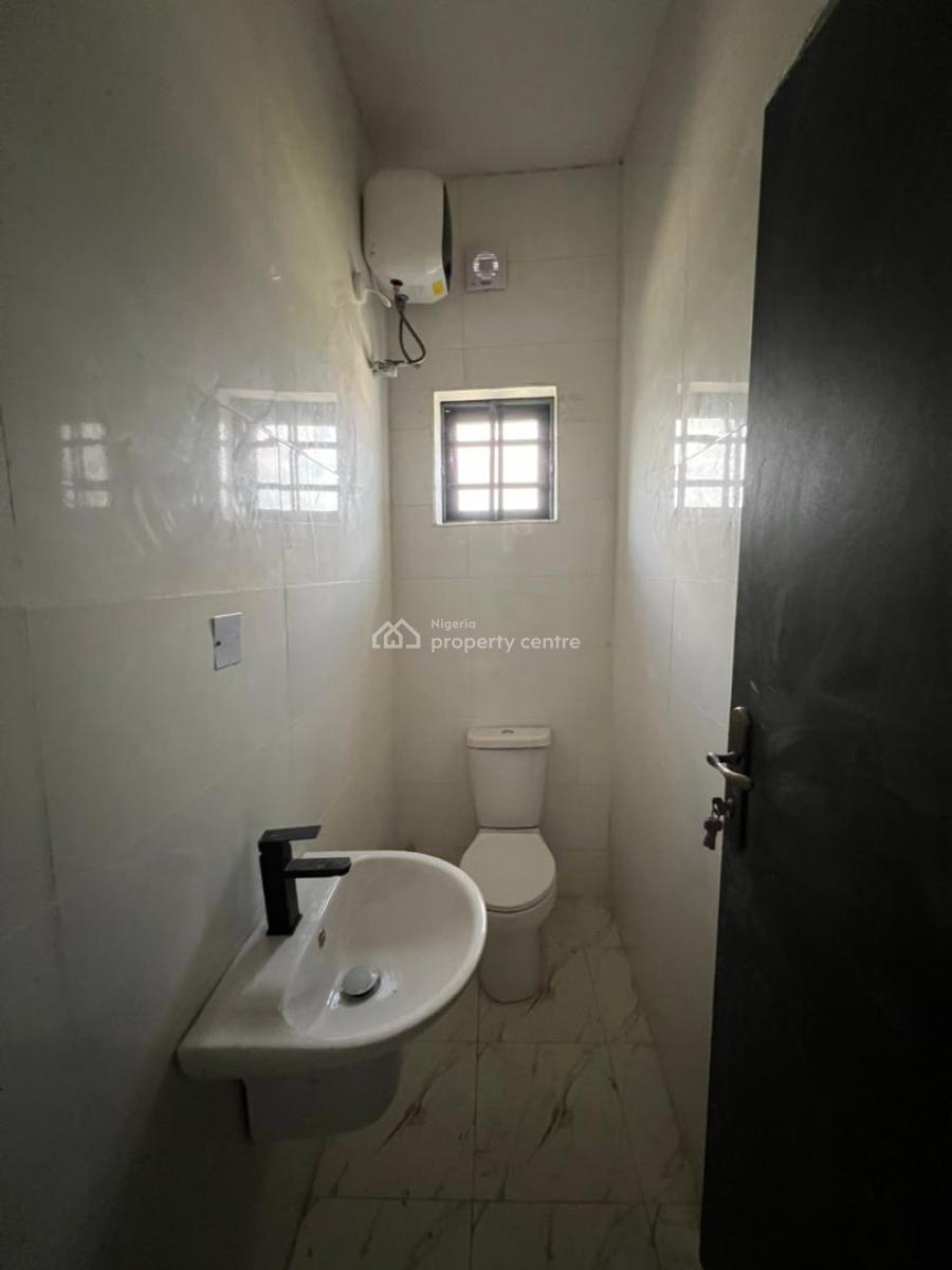 Luxury Spacious 2 Bedroom Apartment, Ogombo Road By Abraham Adesanya, Ajah, Lagos, Flat / Apartment for Rent