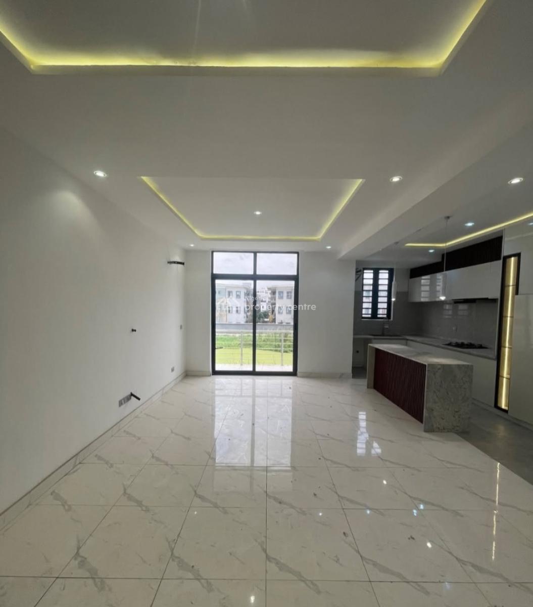 Newly Built and Serviced with 24/7 Power Supply 2 Bedroom En-suite Fla, Ikate Elegushi, Lekki, Lagos, Flat / Apartment for Rent