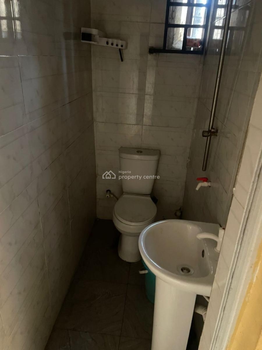 Portable Miniflat with Carpark, Off Fashoro, Surulere, Lagos, Mini Flat (room and Parlour) for Rent