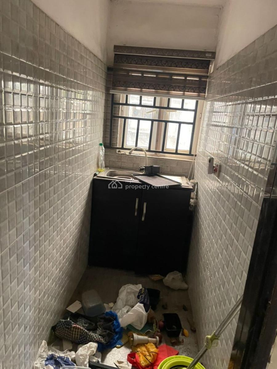 Portable Miniflat with Carpark, Off Fashoro, Surulere, Lagos, Mini Flat (room and Parlour) for Rent