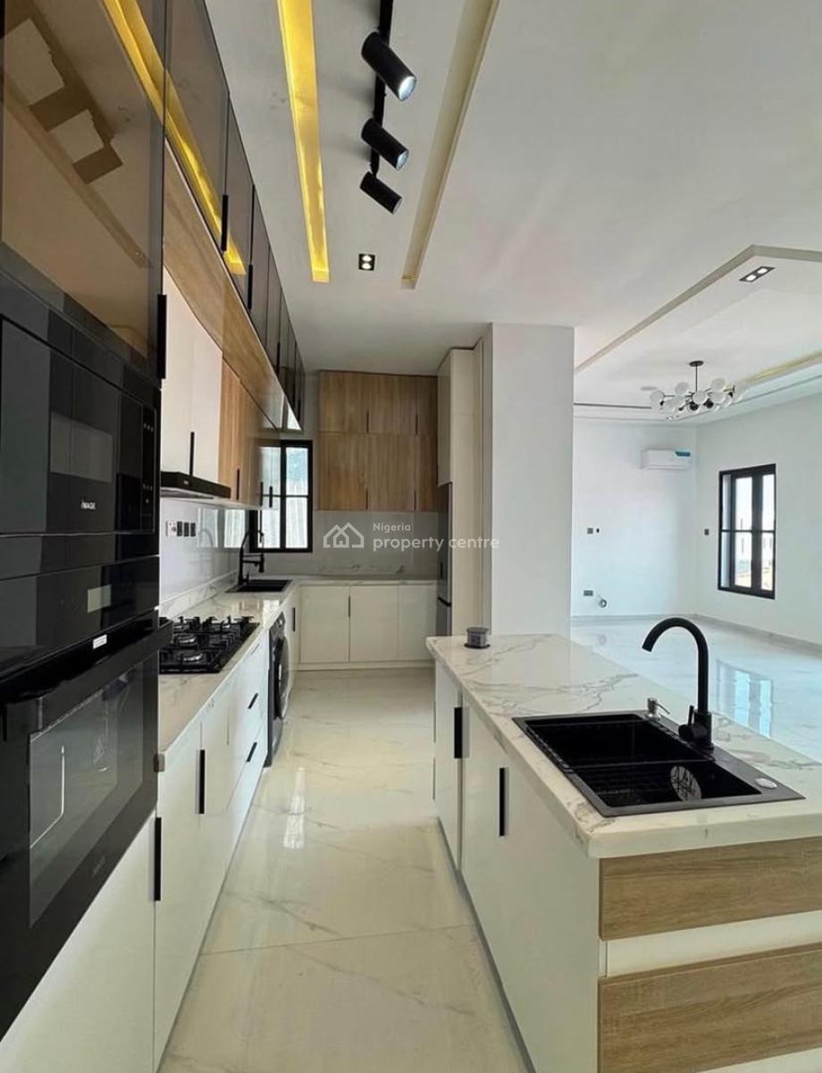 2 Bedroom Apartment with Swimming Pool, Ikate, Lekki, Lagos, Flat / Apartment for Rent