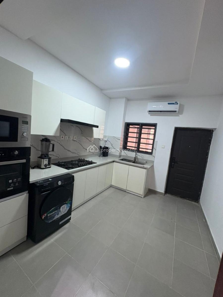Fully Furnished & Serviced 3-bedroom Penthouse with Bq, Lekki Phase 1, Lekki, Lagos, Flat / Apartment for Rent