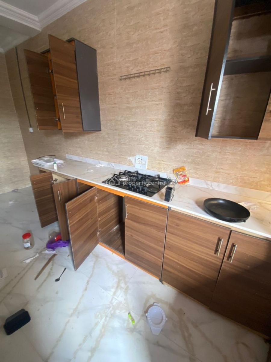 Neat 3bedroom Flat, Sangotedo, Ajah, Lagos, Flat / Apartment for Rent