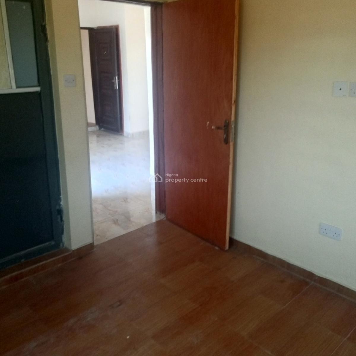 Sharp and Serene 2bedroom Apartment (upstairs), Ilaje Ajah-lekki, Ilaje, Ajah, Lagos, Flat / Apartment for Rent
