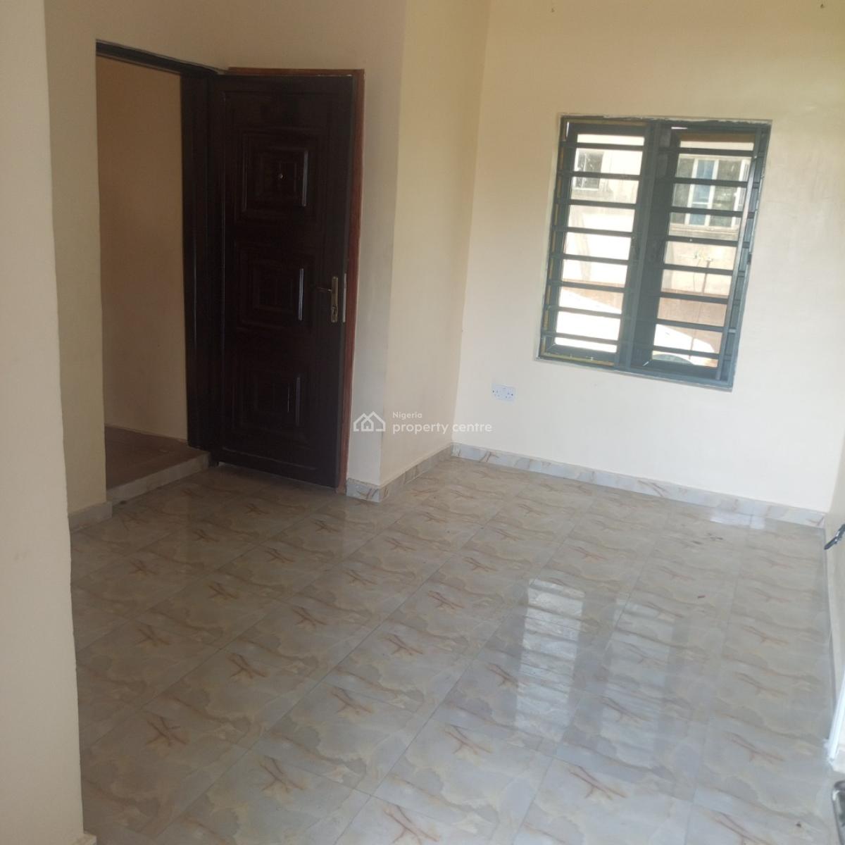 Sharp and Serene 2bedroom Apartment (upstairs), Ilaje Ajah-lekki, Ilaje, Ajah, Lagos, Flat / Apartment for Rent