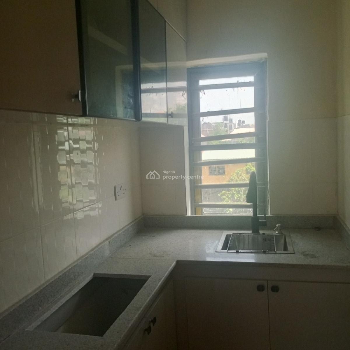 Sharp and Serene 2bedroom Apartment (upstairs), Ilaje Ajah-lekki, Ilaje, Ajah, Lagos, Flat / Apartment for Rent