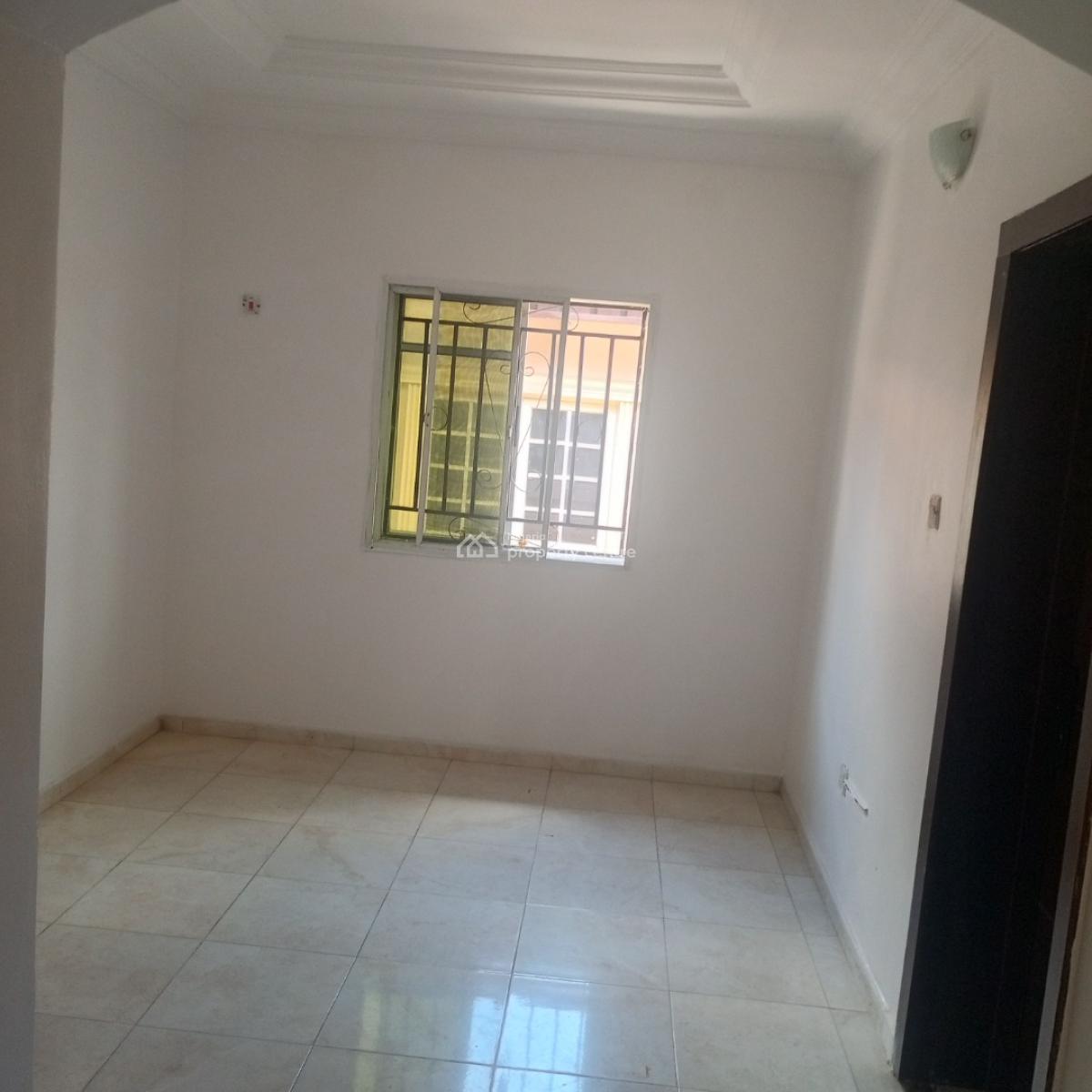 Sharp and Serene 2bedroom Apartment (upstairs and Downstairs), Mobil Road Ilaje Ajah, Ilaje, Ajah, Lagos, Flat / Apartment for Rent