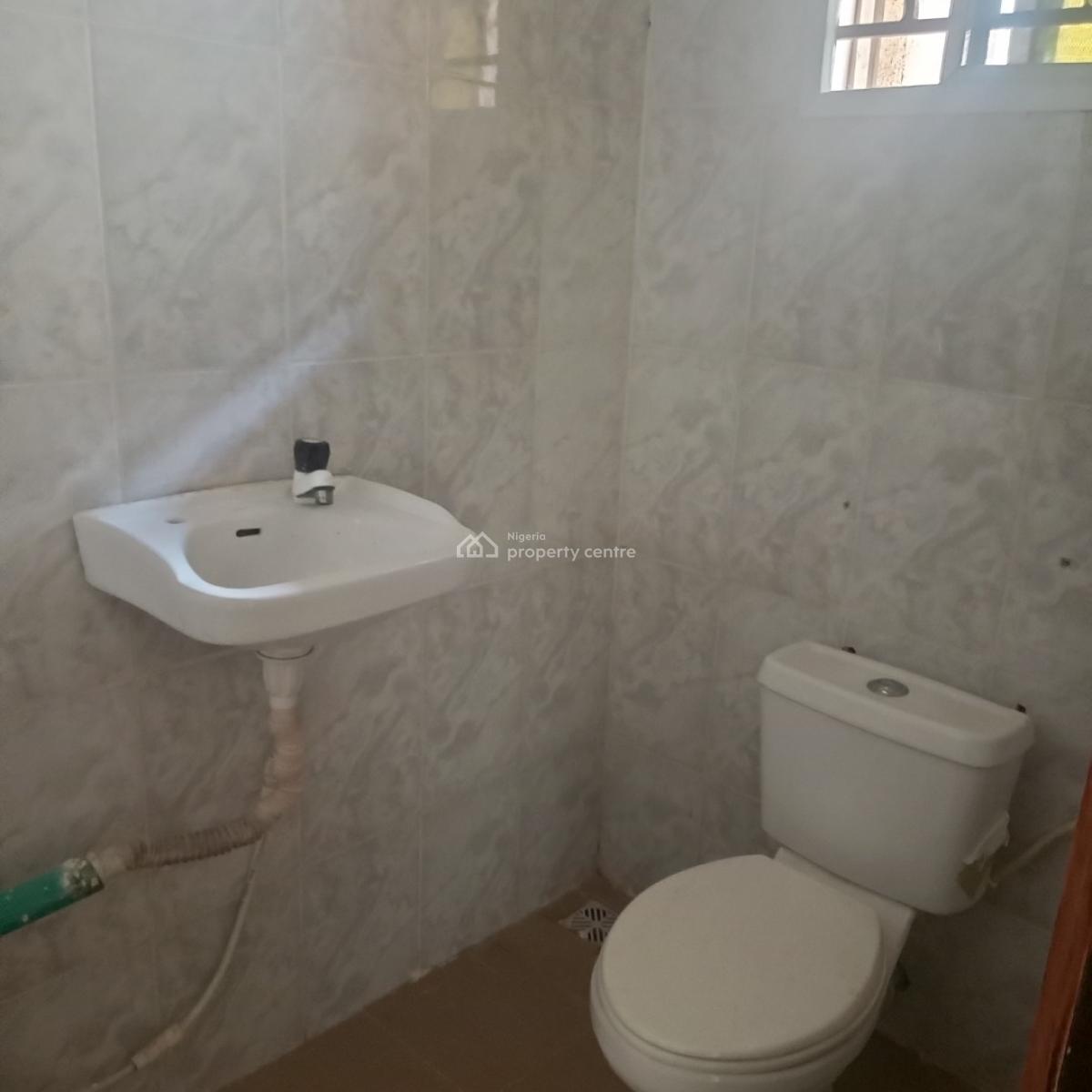 Sharp and Serene 2bedroom Apartment (upstairs and Downstairs), Mobil Road Ilaje Ajah, Ilaje, Ajah, Lagos, Flat / Apartment for Rent