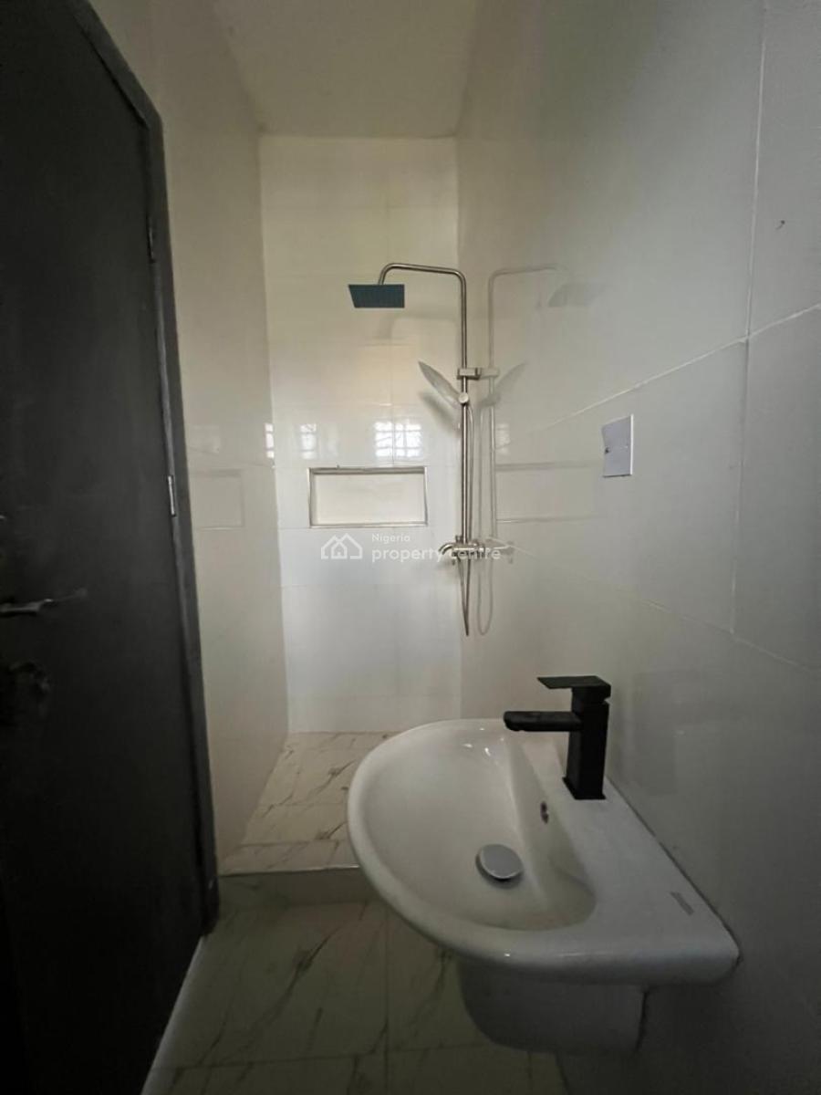2 Bedroom Apartment with Pool, Lekki Scheme 2, Ajah, Lagos, Flat / Apartment for Rent
