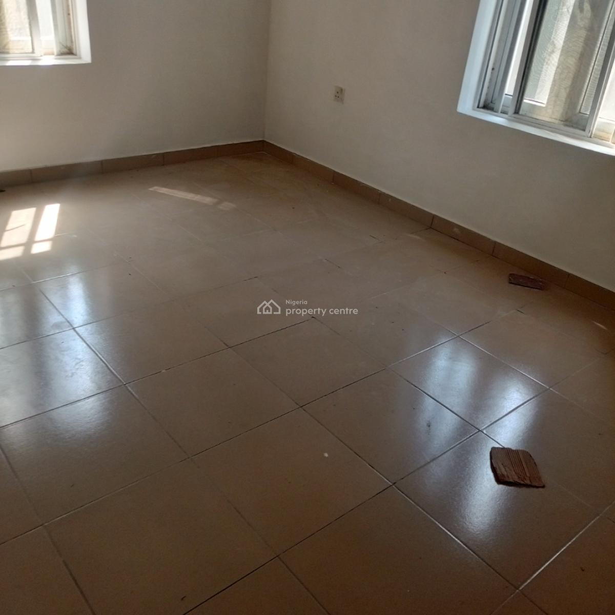 Sharp and Serene 3bedroom Apartment, Mobil Road Ilaje Ajah, Ilaje, Ajah, Lagos, Flat / Apartment for Rent