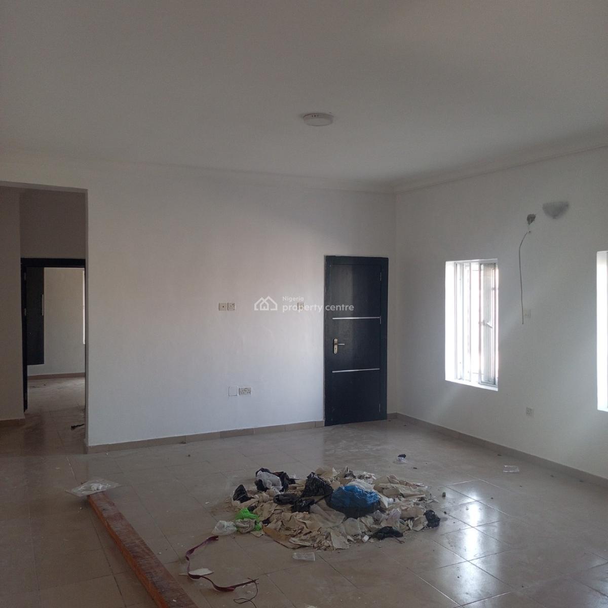 Sharp and Serene 3bedroom Apartment, Mobil Road Ilaje Ajah, Ilaje, Ajah, Lagos, Flat / Apartment for Rent