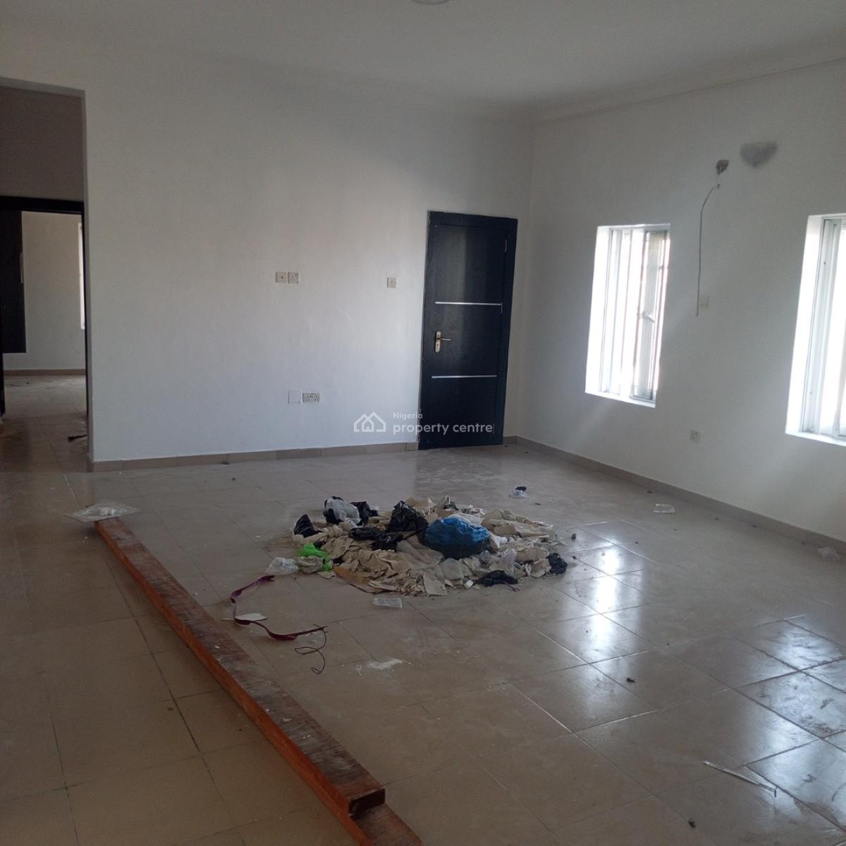 Sharp and Serene 3bedroom Apartment, Mobil Road Ilaje Ajah, Ilaje, Ajah, Lagos, Flat / Apartment for Rent