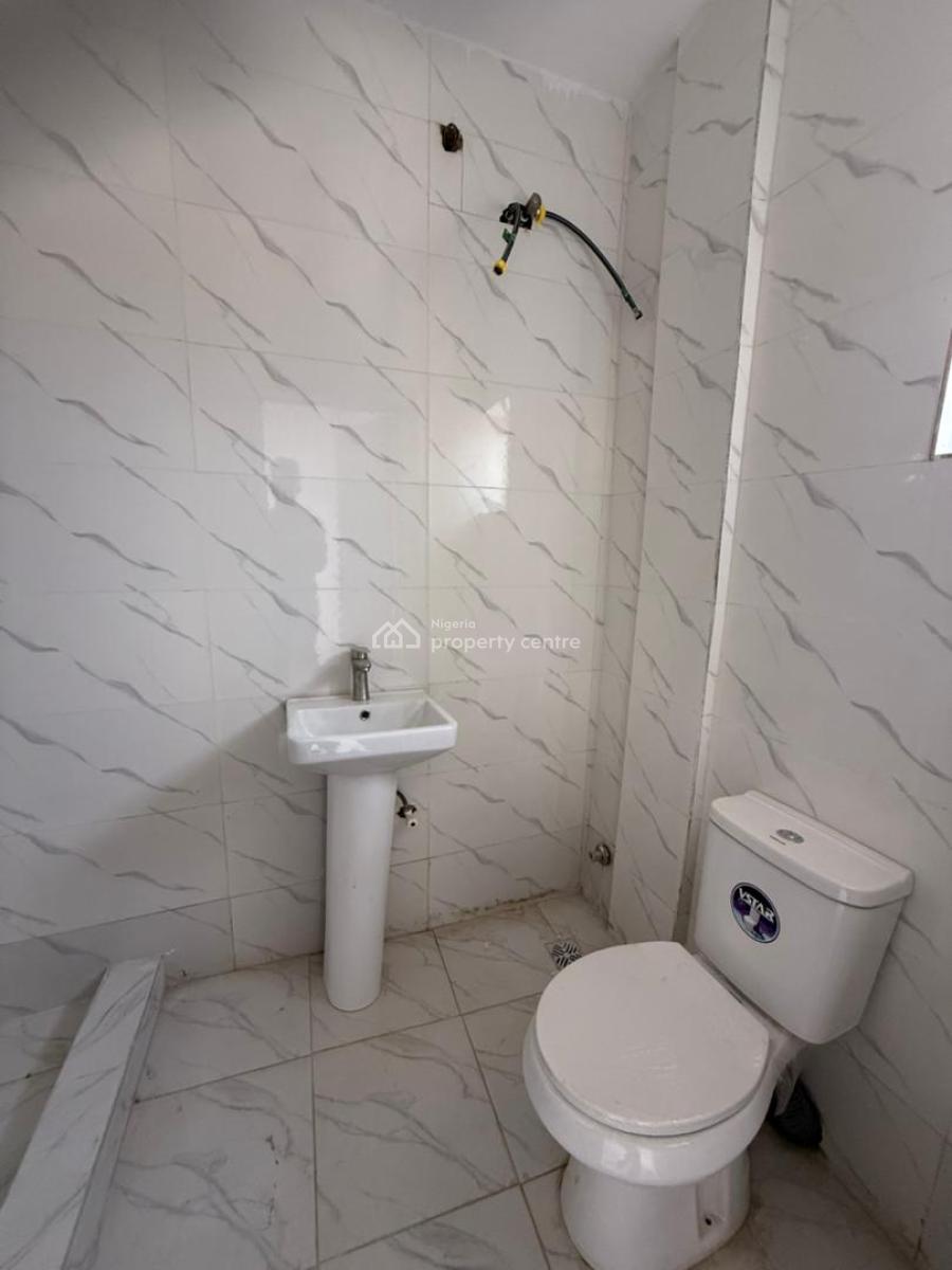 2 Bedroom Serviced Flat (4th Floor)  at Horizon Estate, Ikate, Lekki, Lagos, Flat / Apartment for Rent