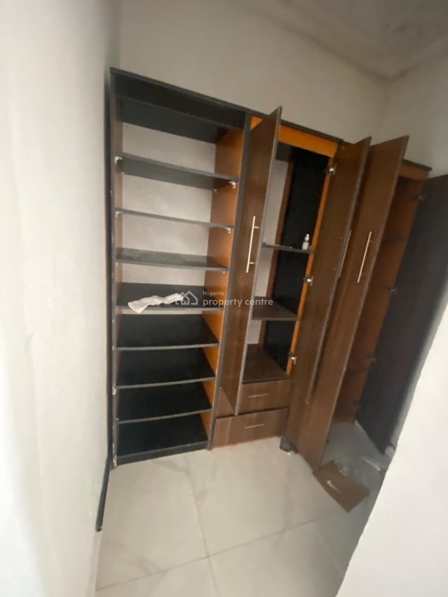 Luxury 3bedroom Flat, Treasure Estate, Not Far From Sky Mall, Opposite Hot Bread, Ajah, Lagos, Flat / Apartment for Rent