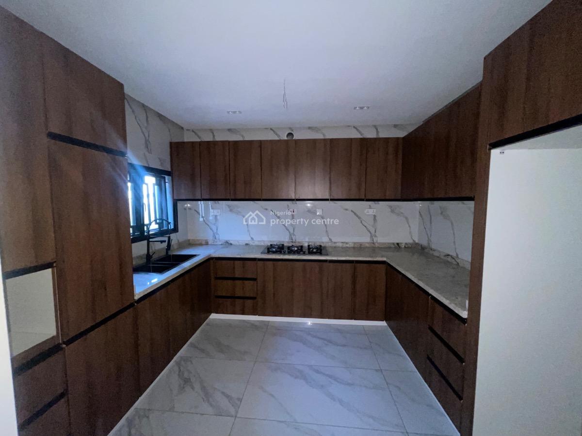 Exquisite 4 Bedrooms Terrace with Bq, Asokoro District, Abuja, Terraced Duplex for Sale