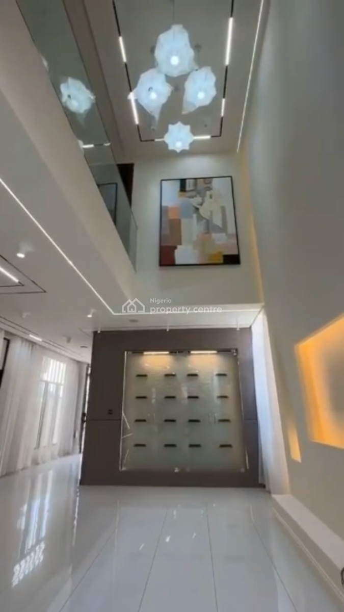 Semi Stunning  5  Bed with a Swimming Pool, Orchid Road, Lekki, Lagos, Flat / Apartment for Sale