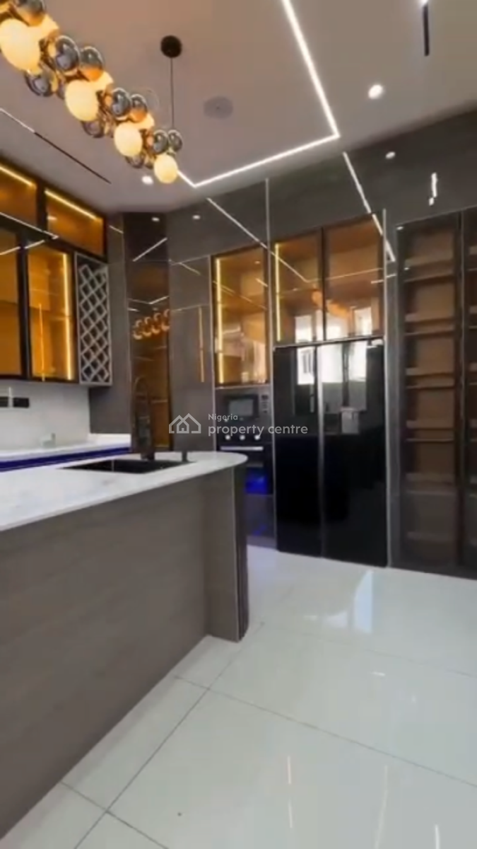 Semi Stunning  5  Bed with a Swimming Pool, Orchid Road, Lekki, Lagos, Flat / Apartment for Sale