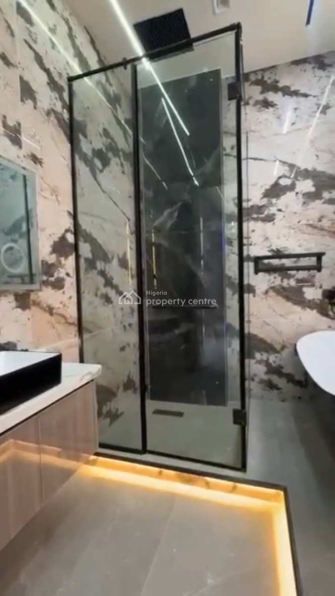 Semi Stunning  5  Bed with a Swimming Pool, Orchid Road, Lekki, Lagos, Flat / Apartment for Sale