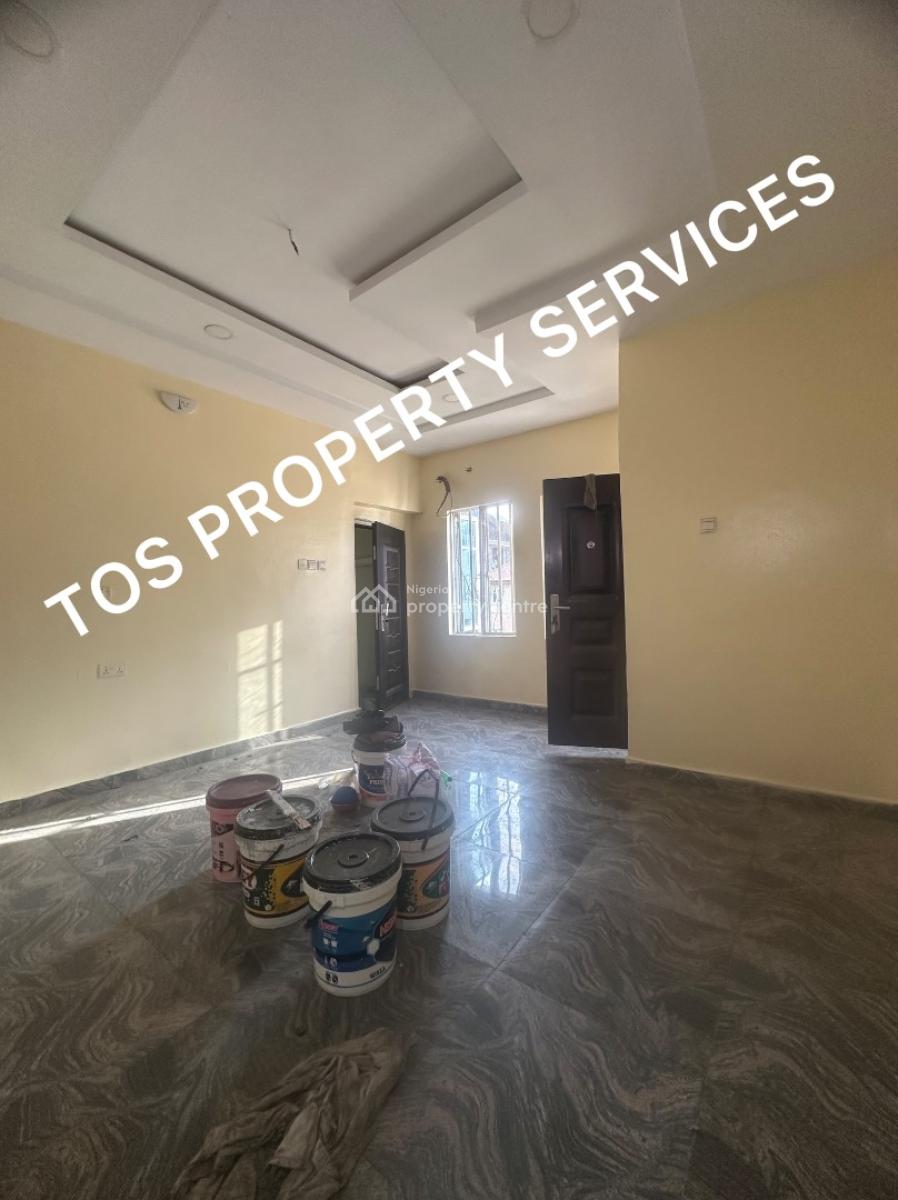 2 Bedroom All Rooms Ensuite Flat (upstairs), Bornoway, Yaba, Lagos, Yaba, Lagos, Flat / Apartment for Rent