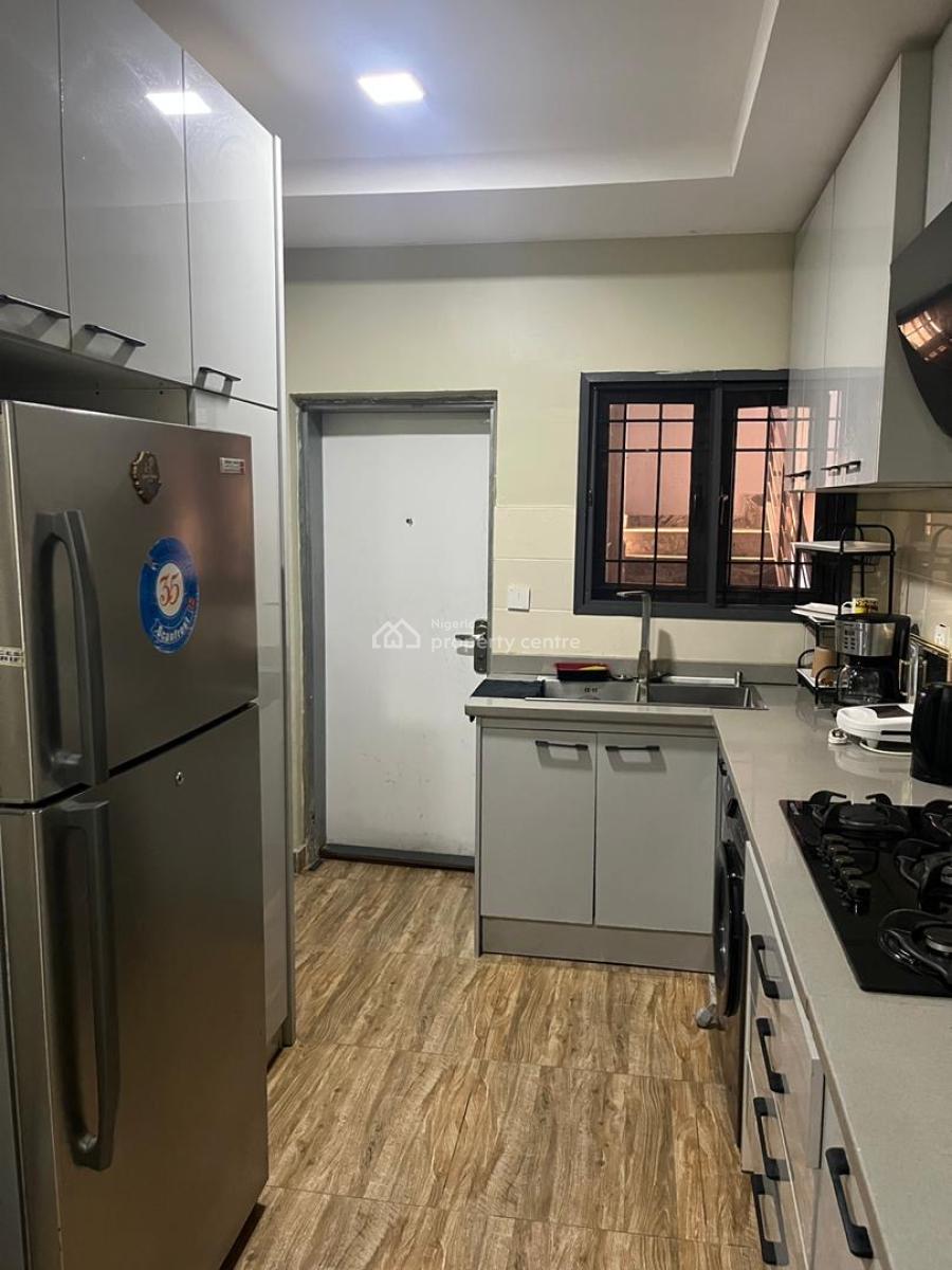 Luxury Smart 3 Bedroom Service and Furnished Apartment, Wuye, Abuja, Flat / Apartment Short Let