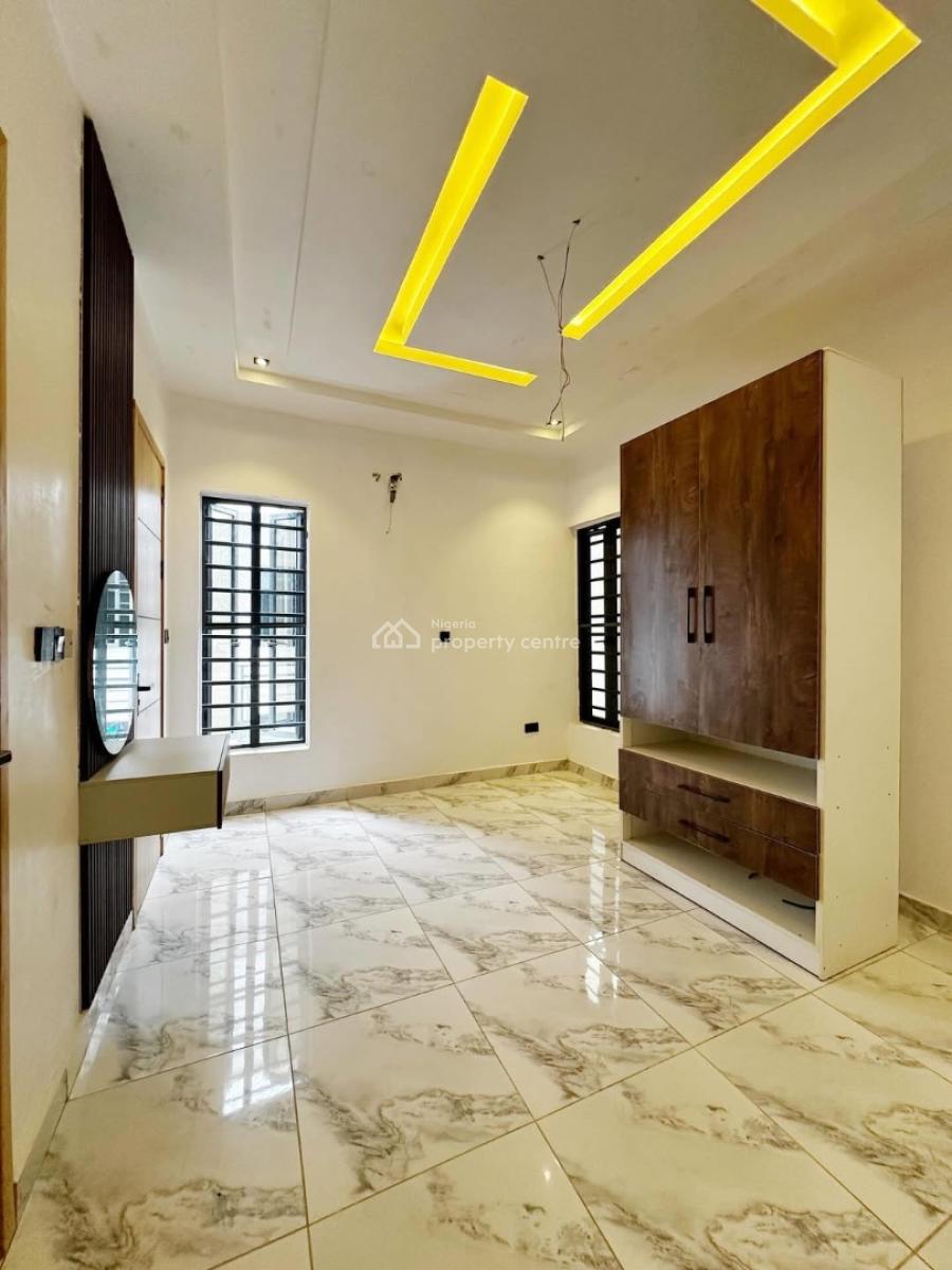 2 Bedroom Apartment Furnished & Unfurnished, Ikate, Lekki, Lagos, House for Sale