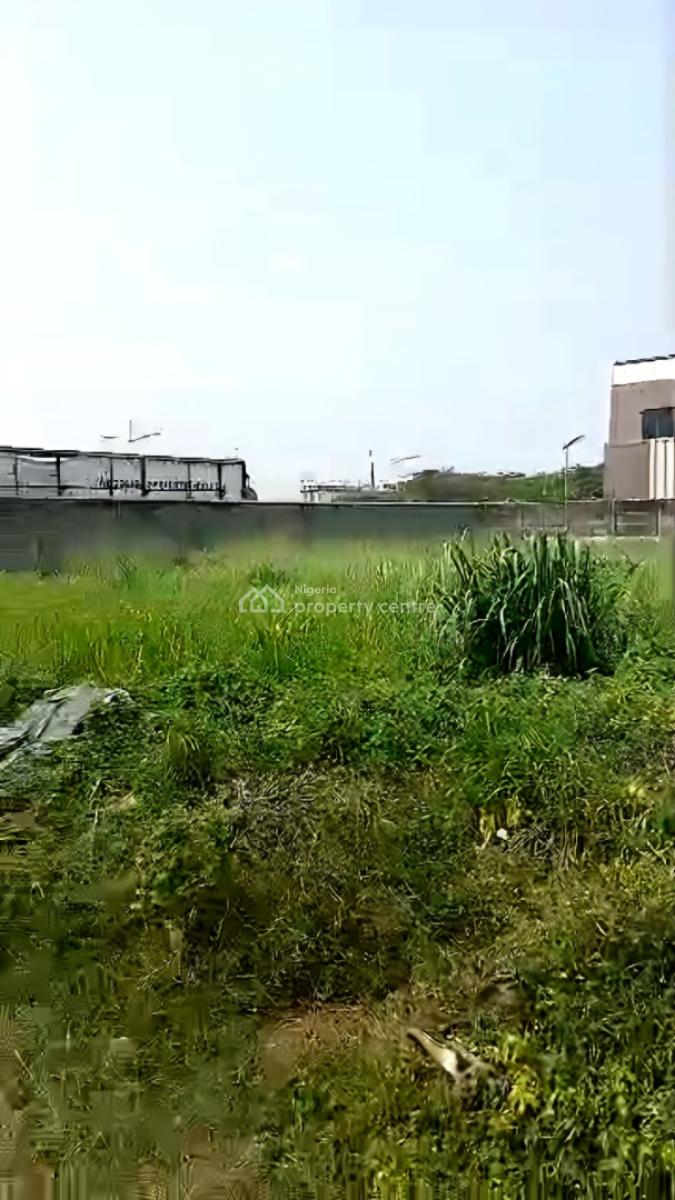 Plot Measuring 1053 Square Metres Bare Land in a Well Built Up Area, Nicon Town Estate, Lekki, Lagos, Residential Land for Sale