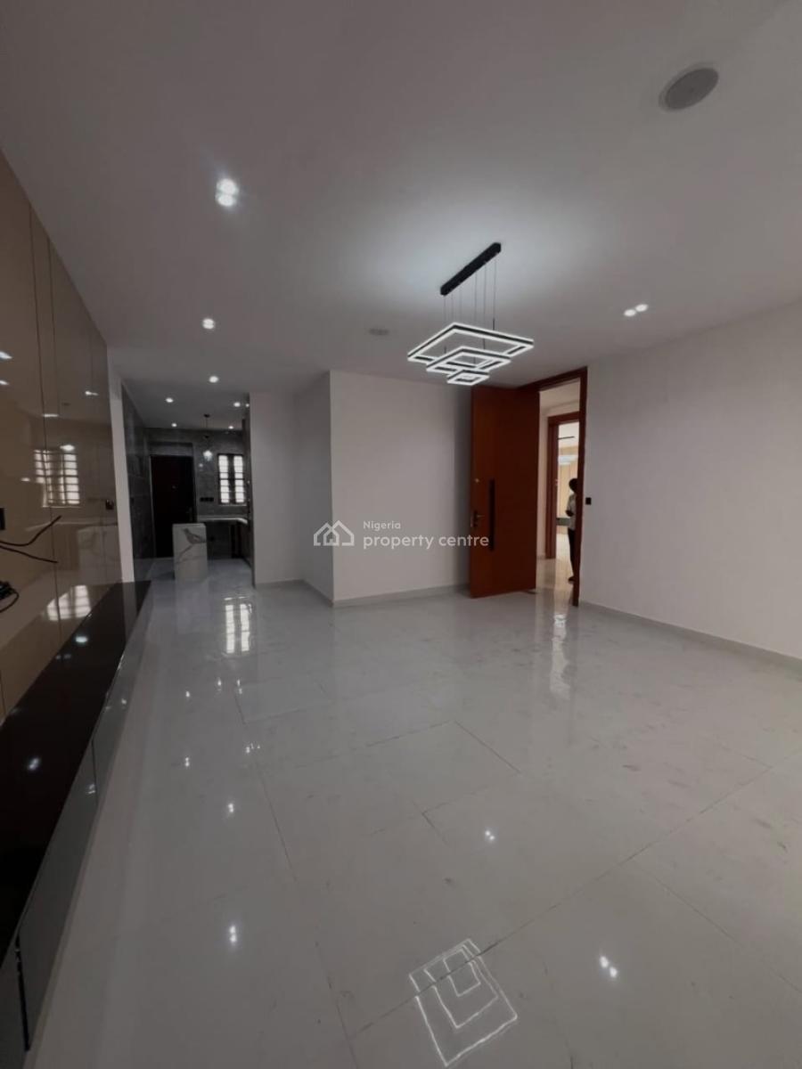 2 Bedroom Flat, Off Domino Pizza Ologolo Lekki Lagos, Ologolo, Lekki, Lagos, Flat / Apartment for Rent