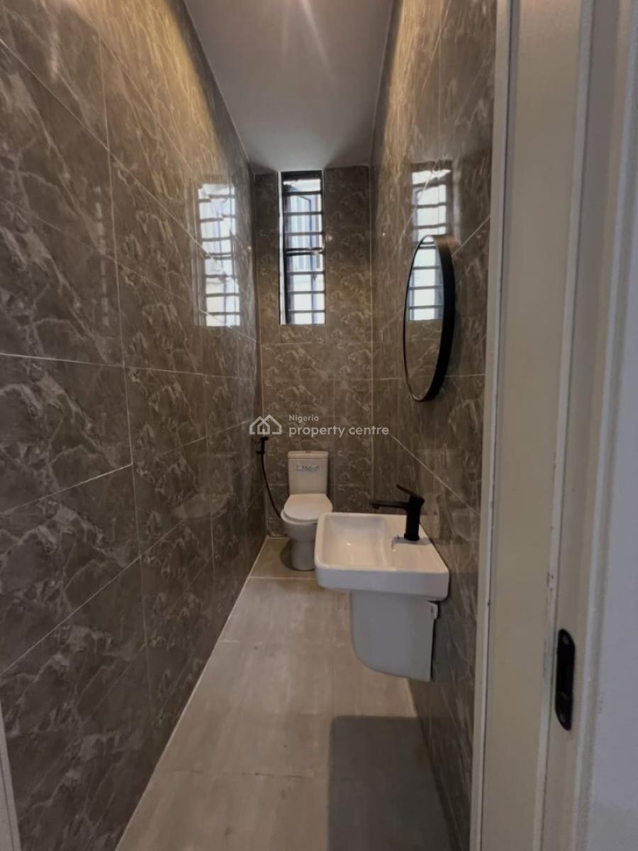 2 Bedroom Flat, Off Domino Pizza Ologolo Lekki Lagos, Ologolo, Lekki, Lagos, Flat / Apartment for Rent