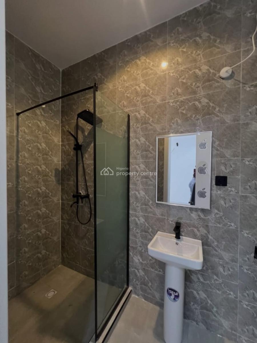 2 Bedroom Flat, Off Domino Pizza Ologolo Lekki Lagos, Ologolo, Lekki, Lagos, Flat / Apartment for Rent