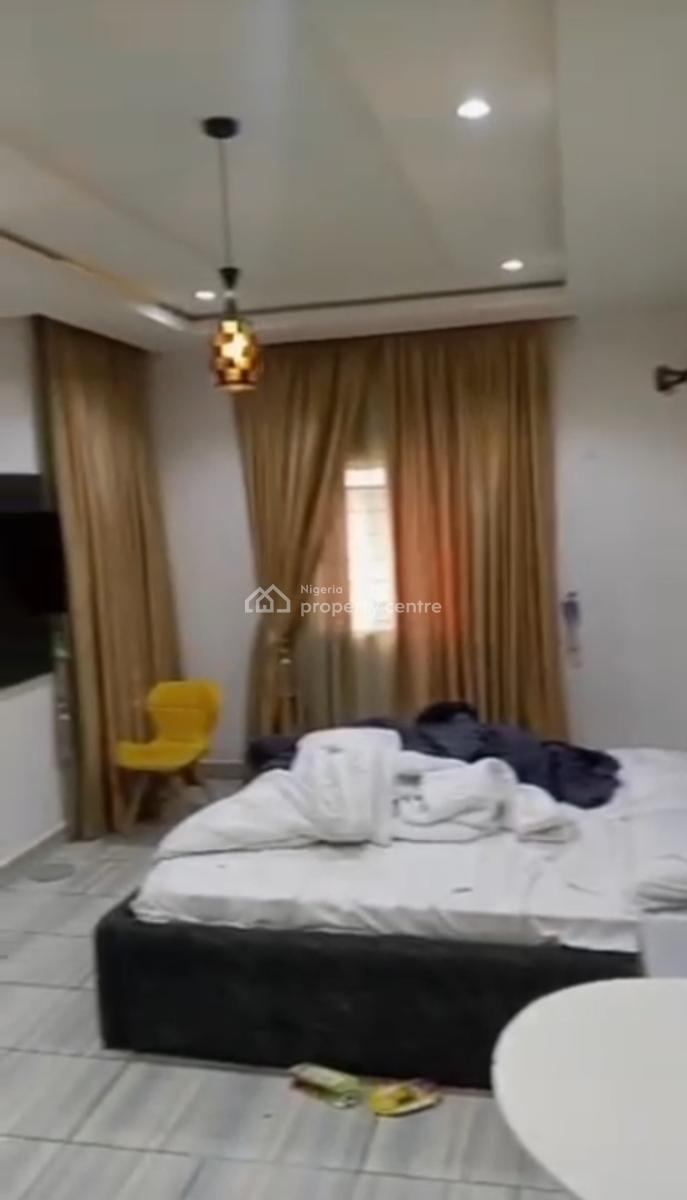 Clean Spacious 3 Bedroom Flat with Bq, Tarred Rd, Wuye Main(tarred Rd), Wuye, Abuja, Flat / Apartment for Rent