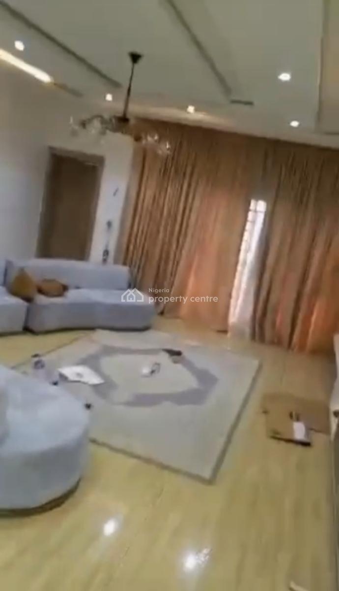 Clean Spacious 3 Bedroom Flat with Bq, Tarred Rd, Wuye Main(tarred Rd), Wuye, Abuja, Flat / Apartment for Rent