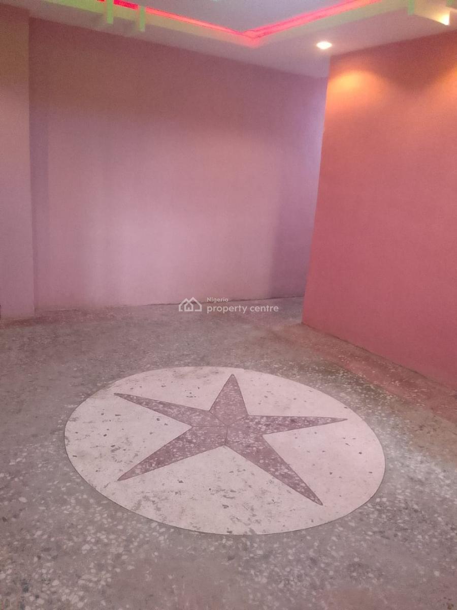 a Luxury 2bedroom with All Rooms Ensuite, Olaniyi Street, New Oko-oba, Agege, Lagos, Flat / Apartment for Rent