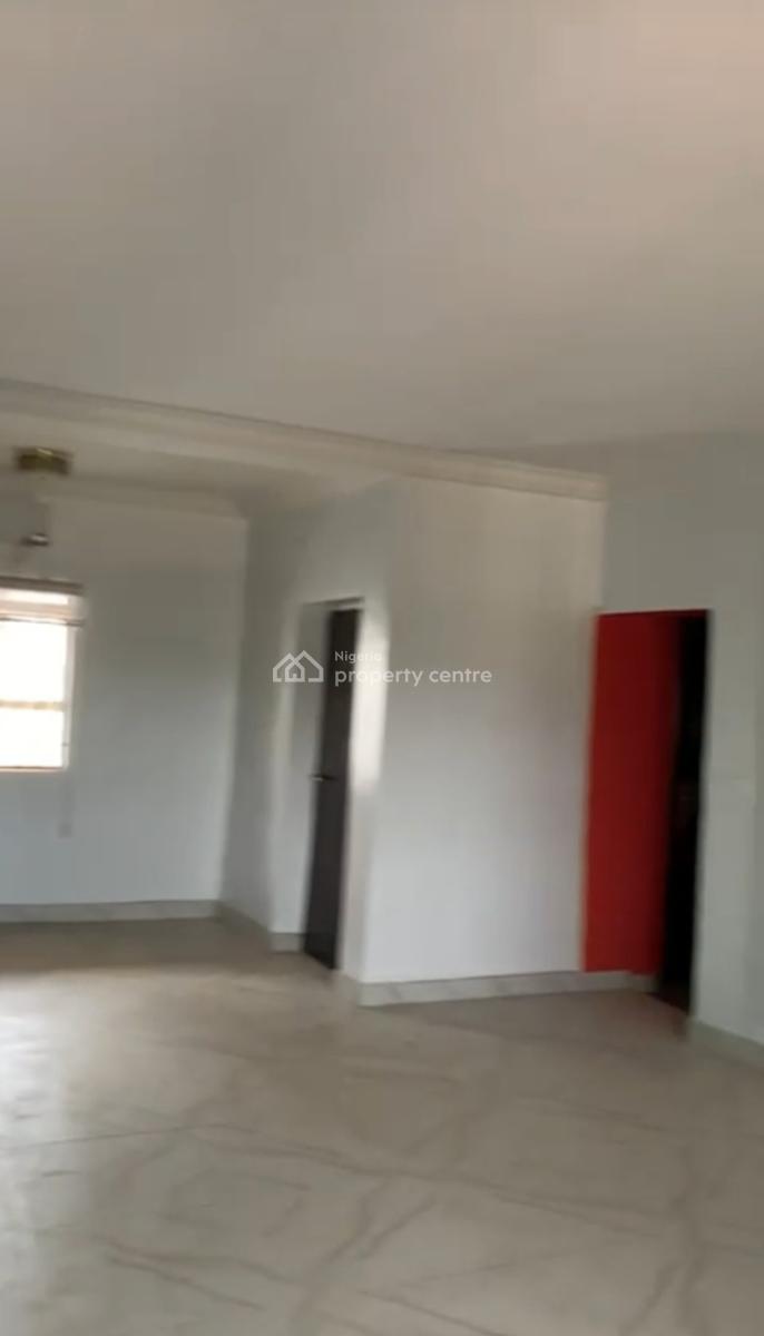 Service Clean 3bedroom Flat, with,swim/pool,ac ,gen ,elevator,office/r, Garki( Area 3)tarred Rd, Garki, Abuja, Flat / Apartment for Rent