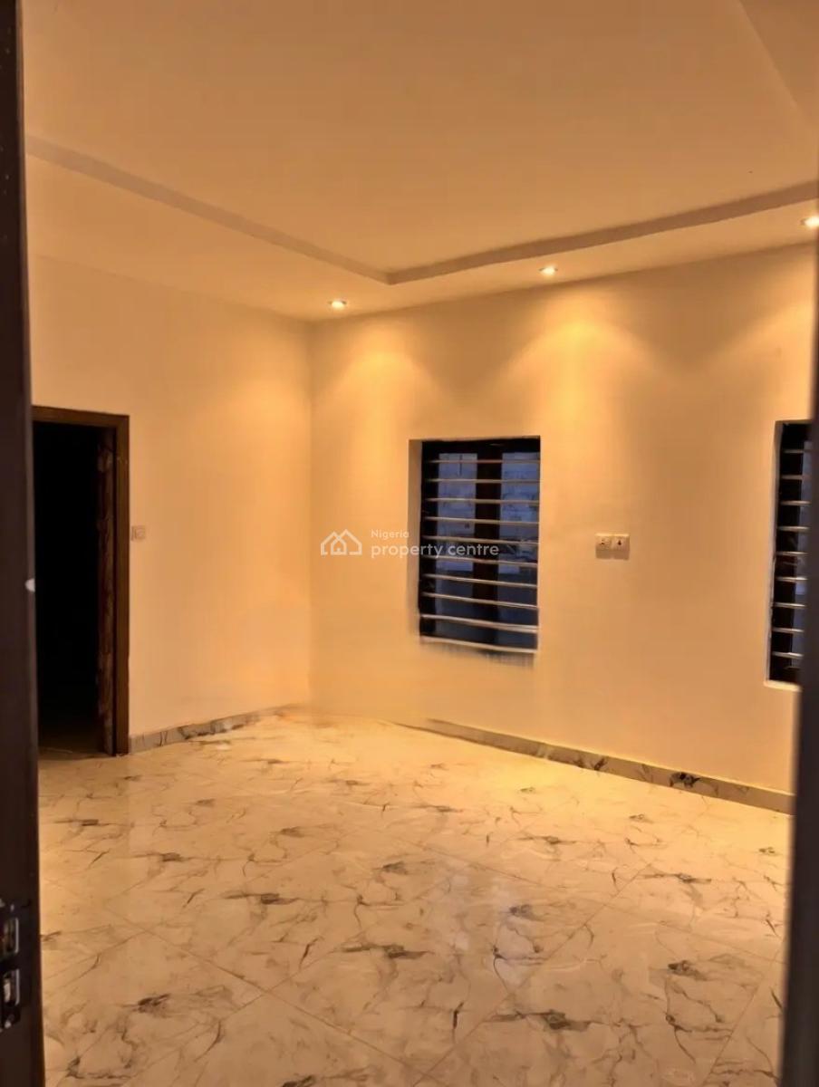 Luxury 5 Bedroom Duplex with Excellent Facilities in Lugbe -abuja, Lugbe District. Abuja - Nigeria., Lugbe District, Abuja, Detached Duplex for Sale