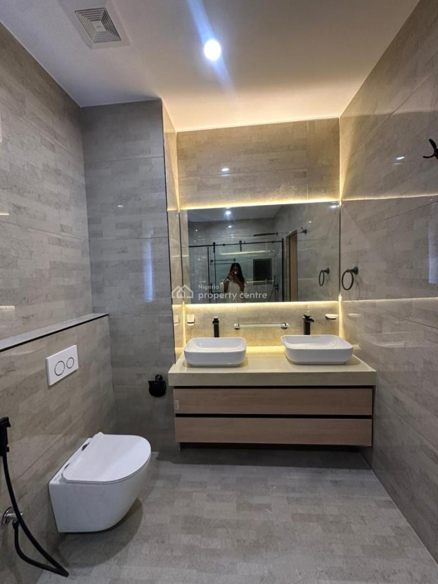 Luxury 3 and 2 Bedroom Apartments, Lekki Phase 1, Lekki, Lagos, Flat / Apartment for Sale