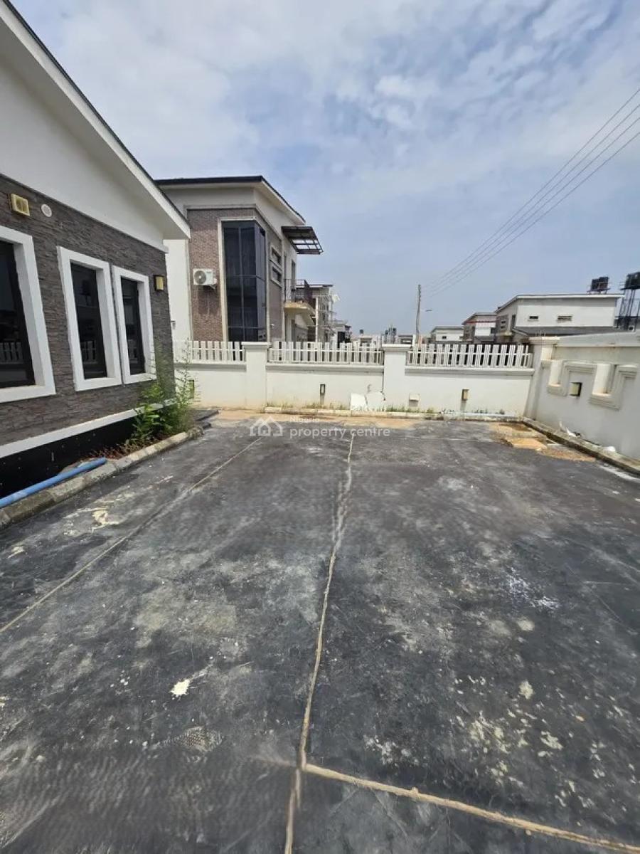 4 Bedroom Fully Detached Duplex with Excellent Facilities in Lugbe, Lugbe District. Abuja - Nigeria., Lugbe District, Abuja, Detached Duplex for Sale