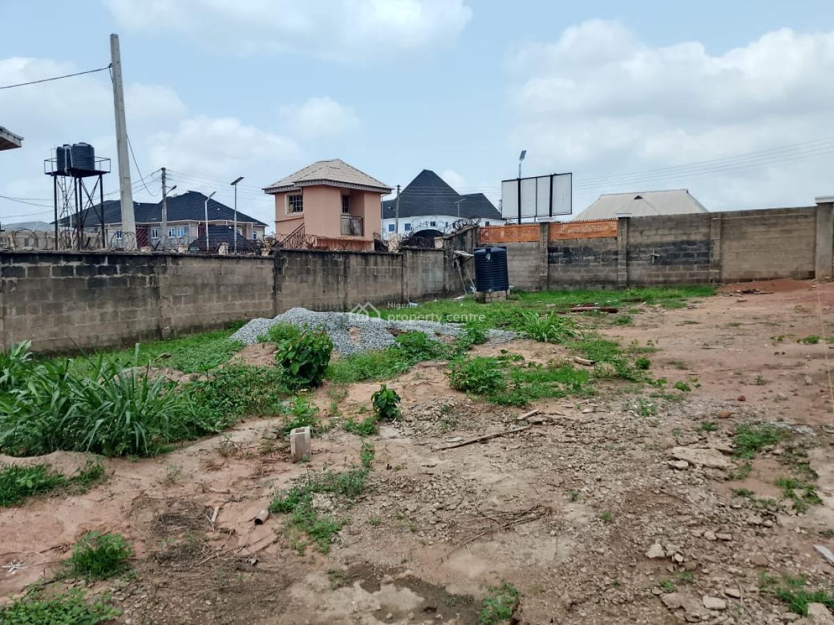 Available: 850sqm Plot of Land, Alagbaka Gra, Akure, Ondo State., Akure, Ondo, Mixed-use Land for Sale
