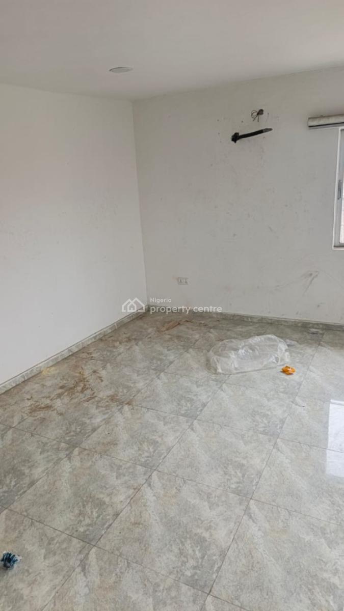 Self Parking 3 Bedroom Flat Apartment, Agidingbi, Ikeja, Lagos, Flat / Apartment for Rent