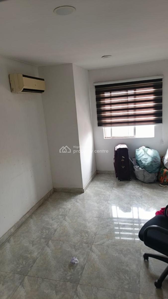 Self Parking 3 Bedroom Flat Apartment, Agidingbi, Ikeja, Lagos, Flat / Apartment for Rent