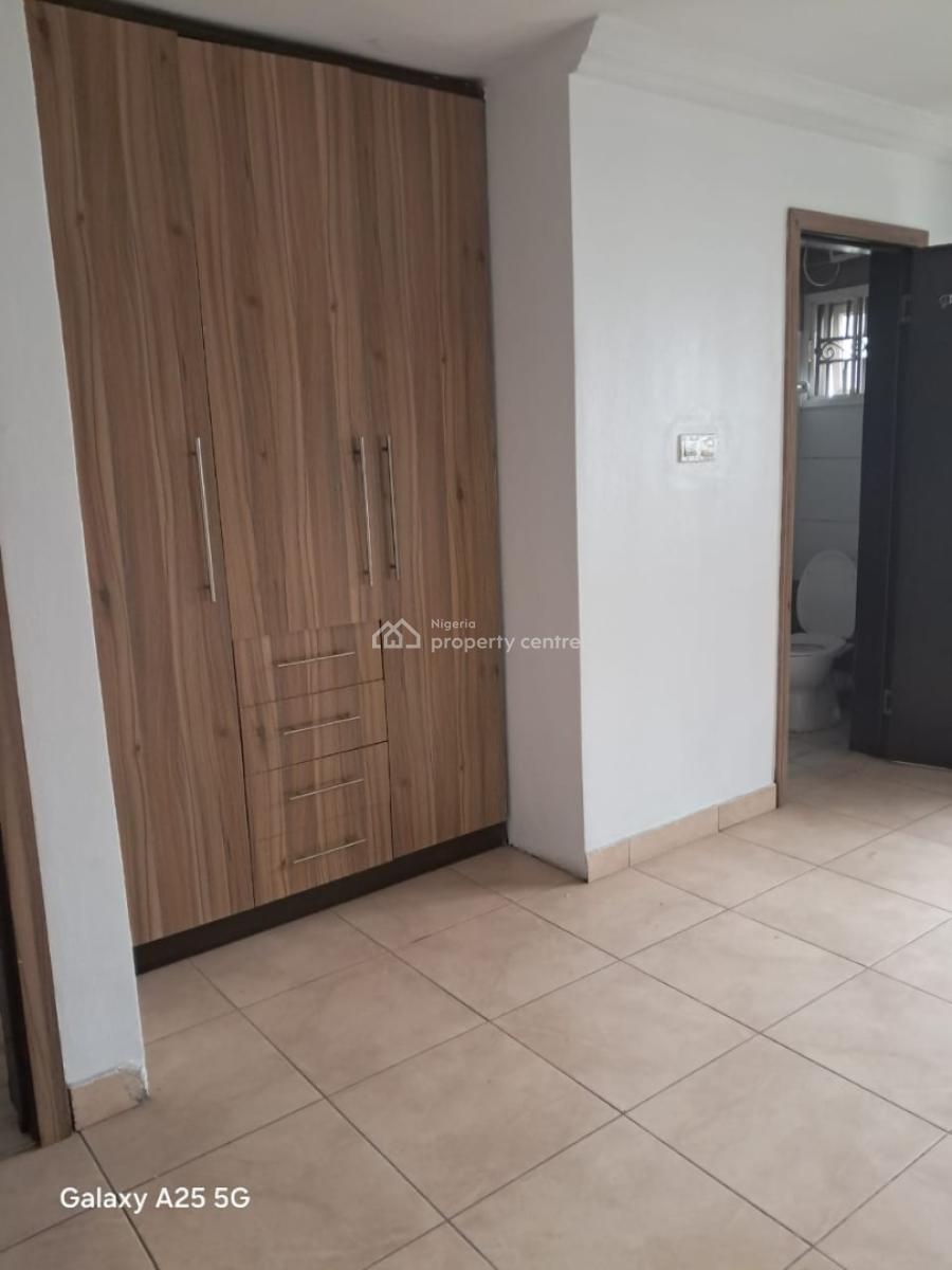 Luxury 3 Bedroom Flat, Ikeja Gra, Ikeja, Lagos, Flat / Apartment for Rent