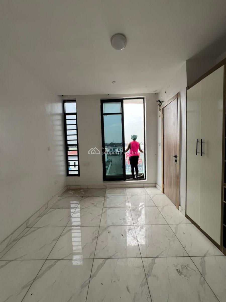 2bedroom Flat in a Secured Estate, Chevron, Lekki, Lagos, Flat / Apartment for Rent