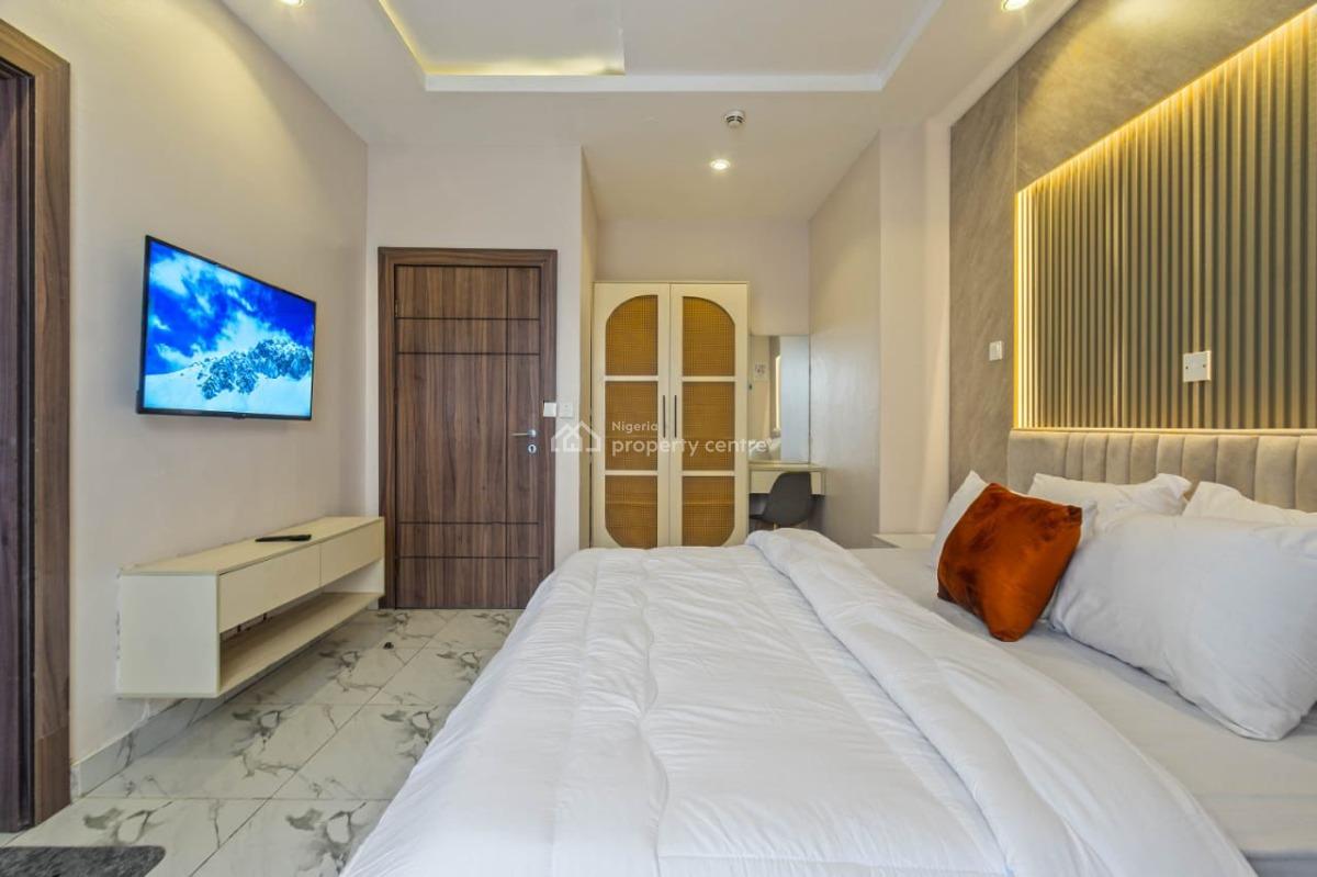 Luxury Three Bedroom Apartment, Lekki Phase 1, Lekki, Lagos, House Short Let