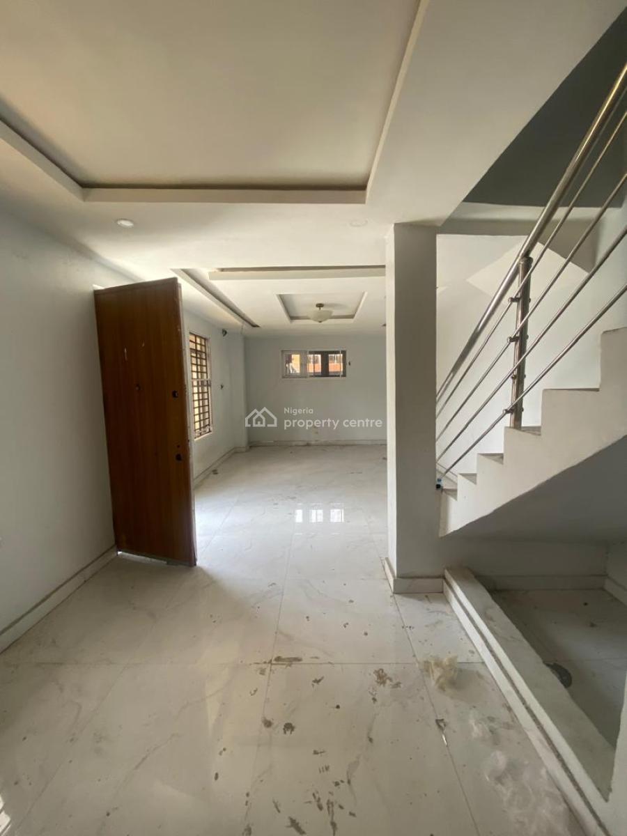 Spacious 3 Bedroom Duplex with Separate Compound in a Gated Estate, Ikate Right, Ikate, Lekki, Lagos, Terraced Bungalow for Sale