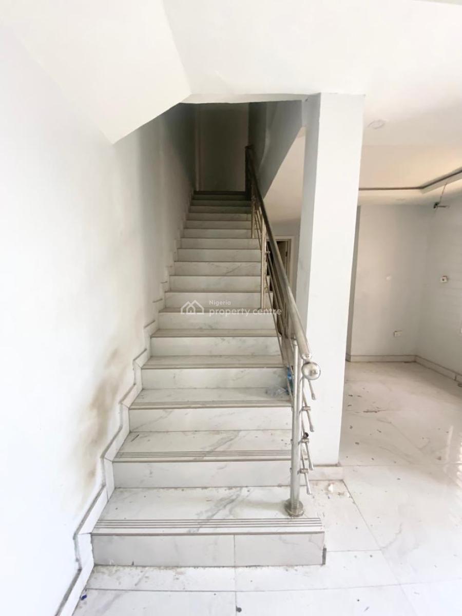 Spacious 3 Bedroom Duplex with Separate Compound in a Gated Estate, Ikate Right, Ikate, Lekki, Lagos, Terraced Bungalow for Sale