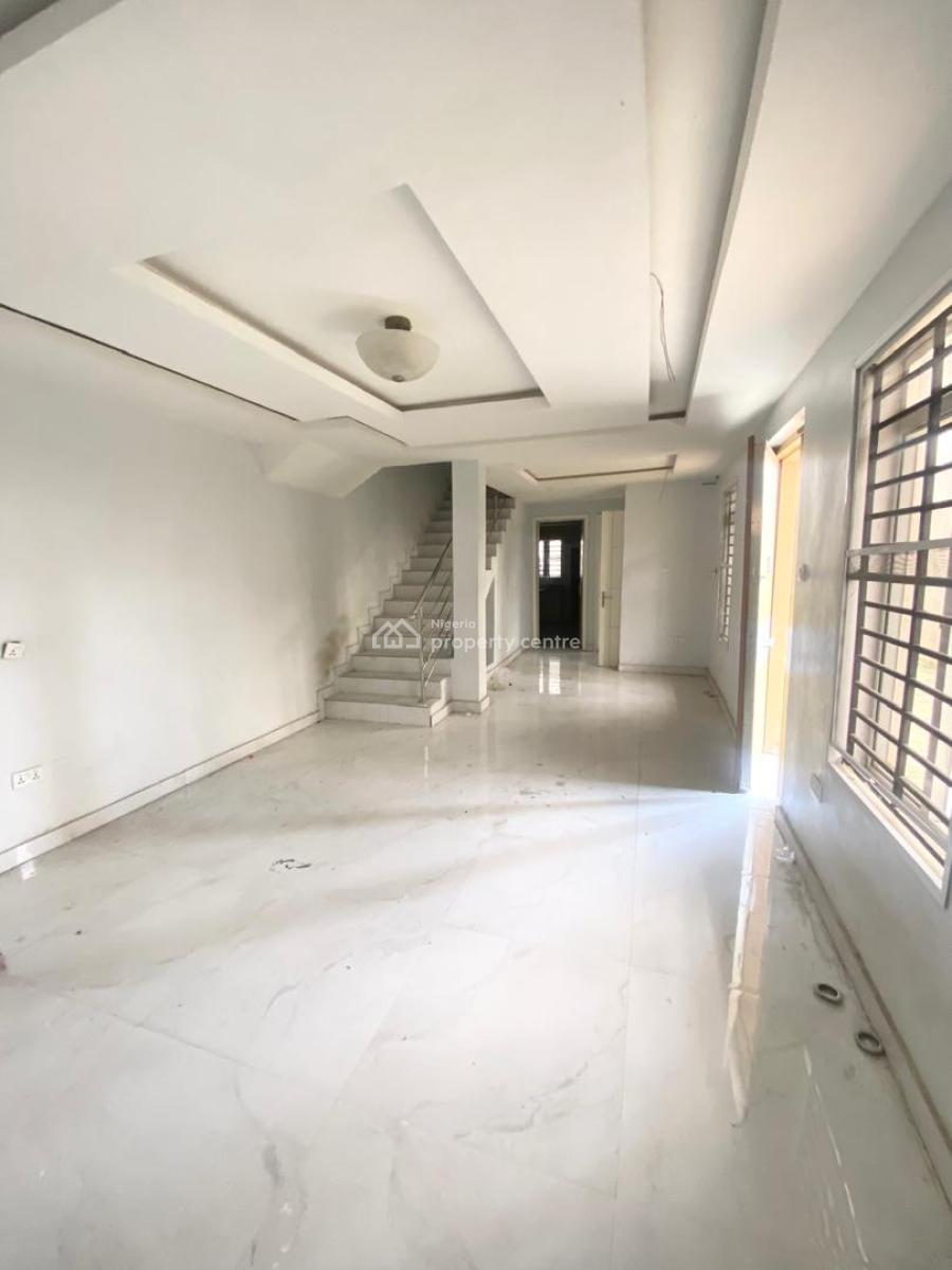 Spacious 3 Bedroom Duplex with Separate Compound in a Gated Estate, Ikate Right, Ikate, Lekki, Lagos, Terraced Bungalow for Sale