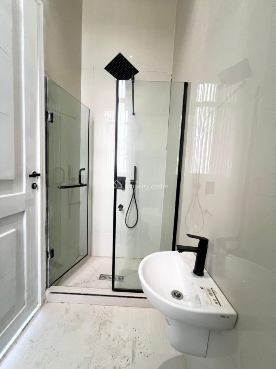 Luxury 2 Bedroom Apartment with Swimming Pool in an Estate, Lekki Phase 1, Lekki, Lagos, Flat / Apartment for Sale