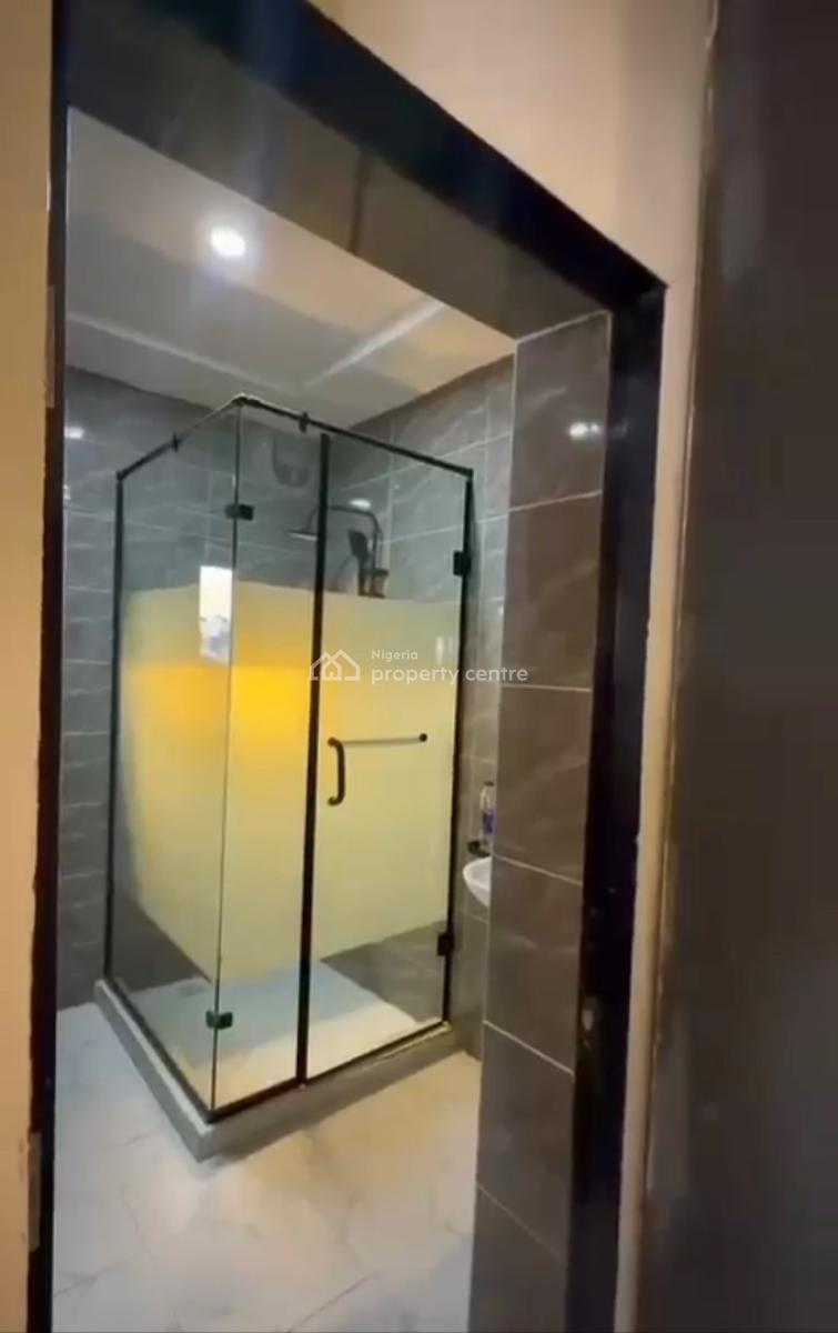 Luxurious 3bedroom En-suite Flat +bq, Tarred Road, Secured/serene, By Ics  Junction, Jabi, Abuja, Block of Flats for Sale