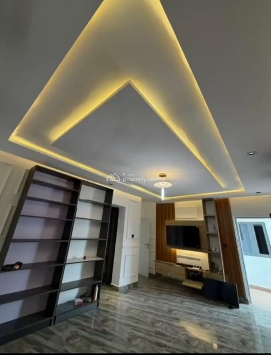 Luxurious 3bedroom En-suite Flat +bq, Tarred Road, Secured/serene, By Ics  Junction, Jabi, Abuja, Block of Flats for Sale