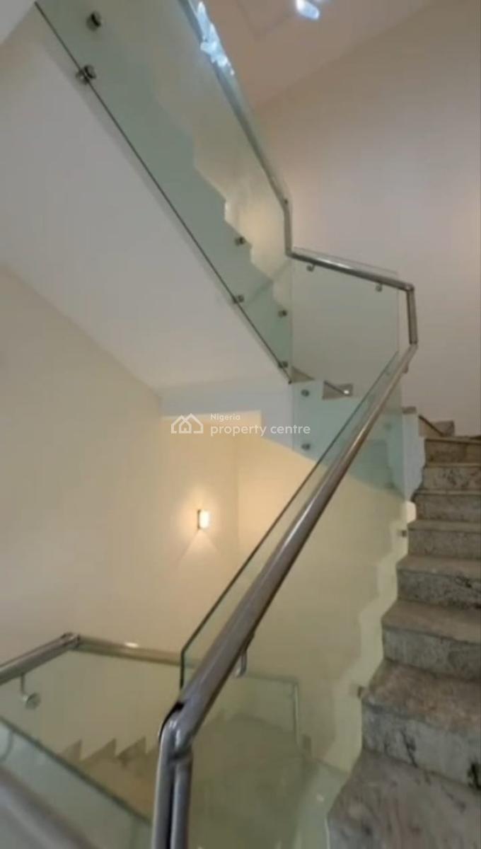 Newly Built Smart 3-bedrooms Terrace + 2 Rooms, Maitama District, Abuja, Terraced Duplex for Rent